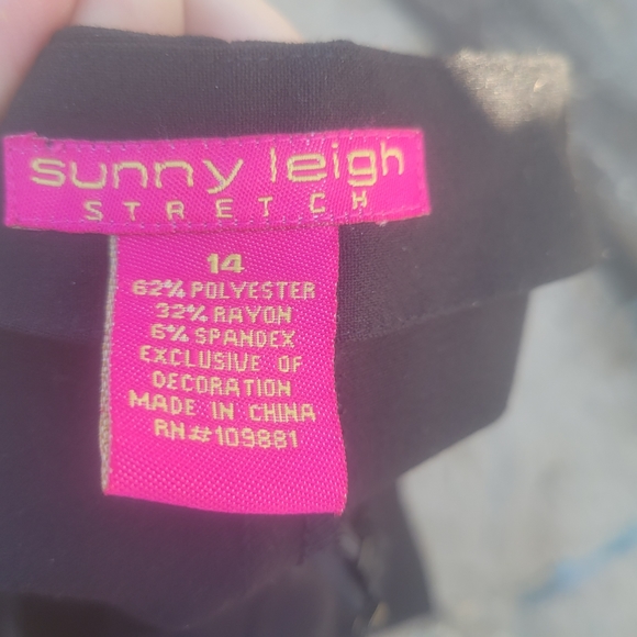 Sunny Leigh Silk Blouse/ Pants Set - Picture 6 of 7